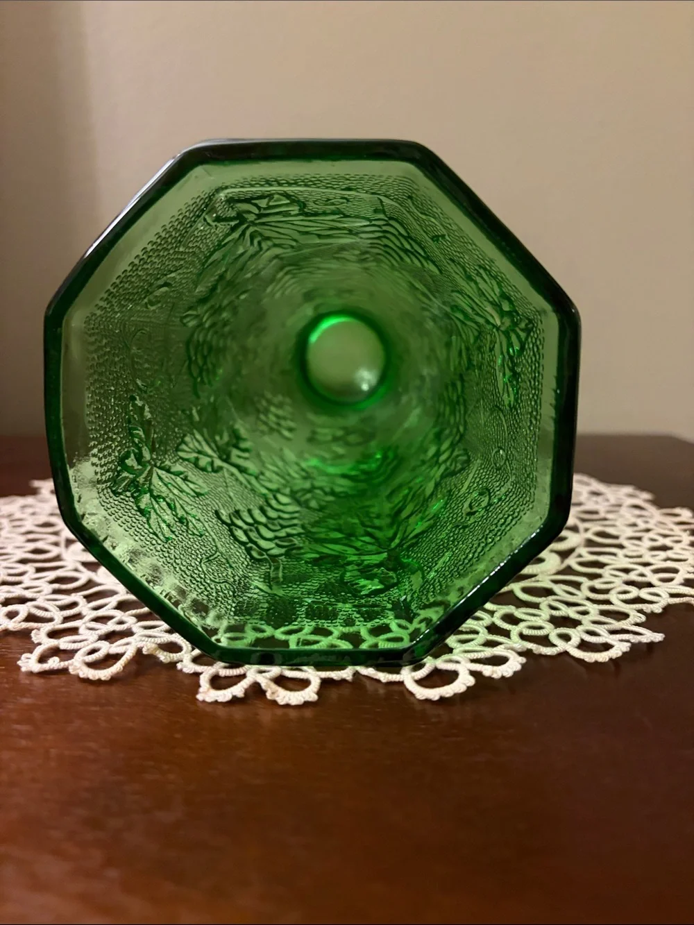 Vintage 1960’s Anchor Hocking Harvest Grape Octagonal Vase Emerald Green Pressed